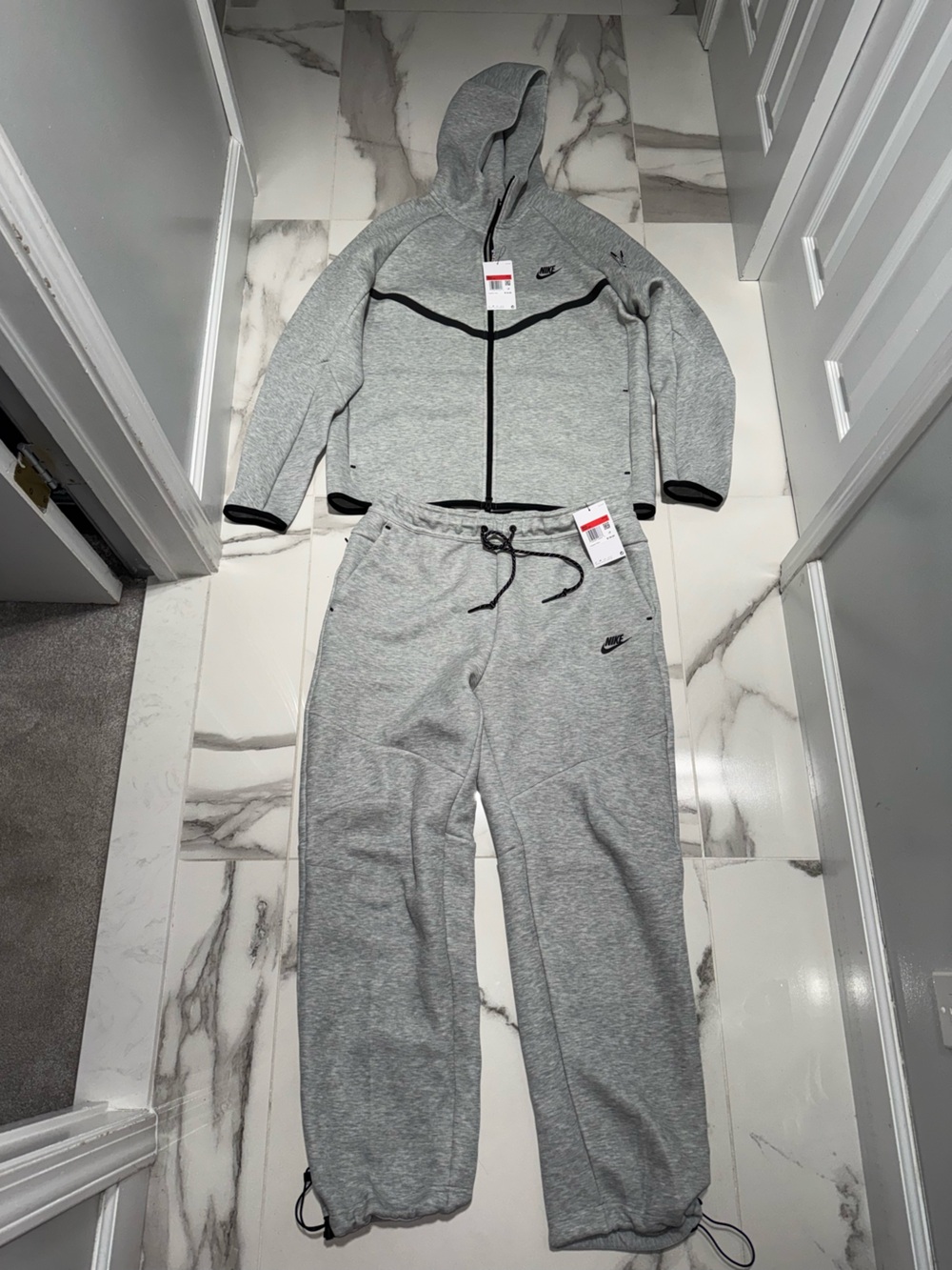 Men Nike tech set Gray Zip Hoodie & Jogger Set